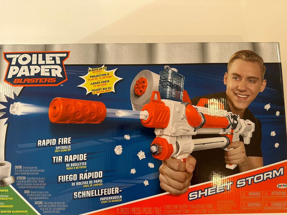 Toilet paper blasters (wc paperi pyssy)