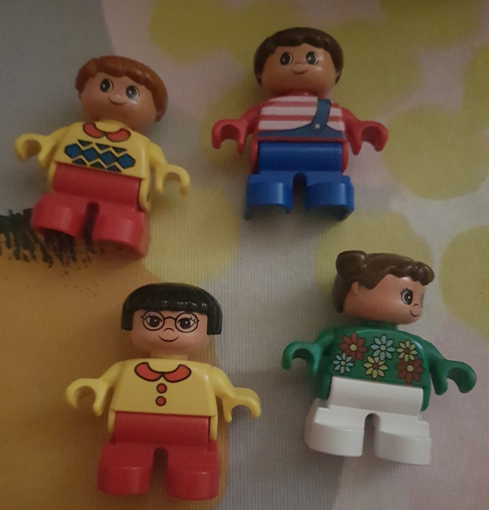 Lego Duplo -hahmo x4