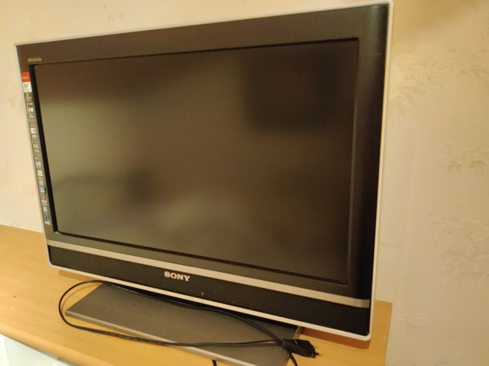 Sony Bravia 26" TV