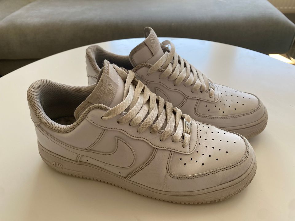 Nike Air Force 1 Koko 44.5 Valkoinen Kuin Uudet Vähän käytetty