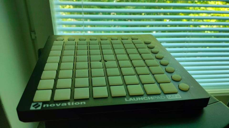 Novation Launchpad Mini