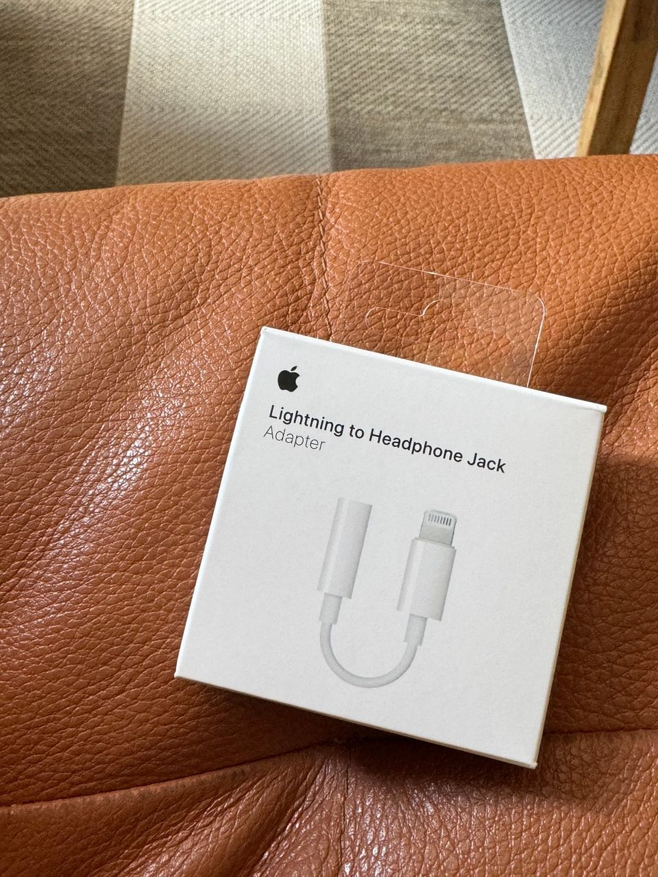 Apple Lightning to Headphone Jack 3.5mm -adapteri