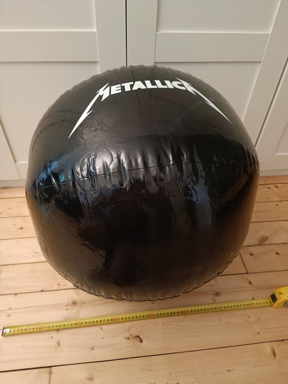 Metallica pallo