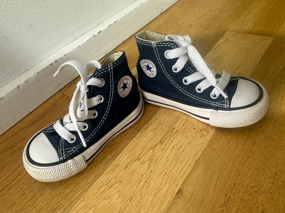 Converse kengä