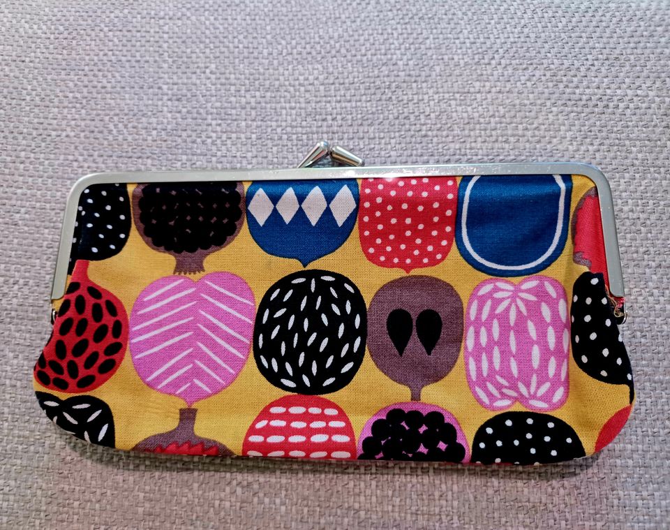 Marimekko Kompotti Purse