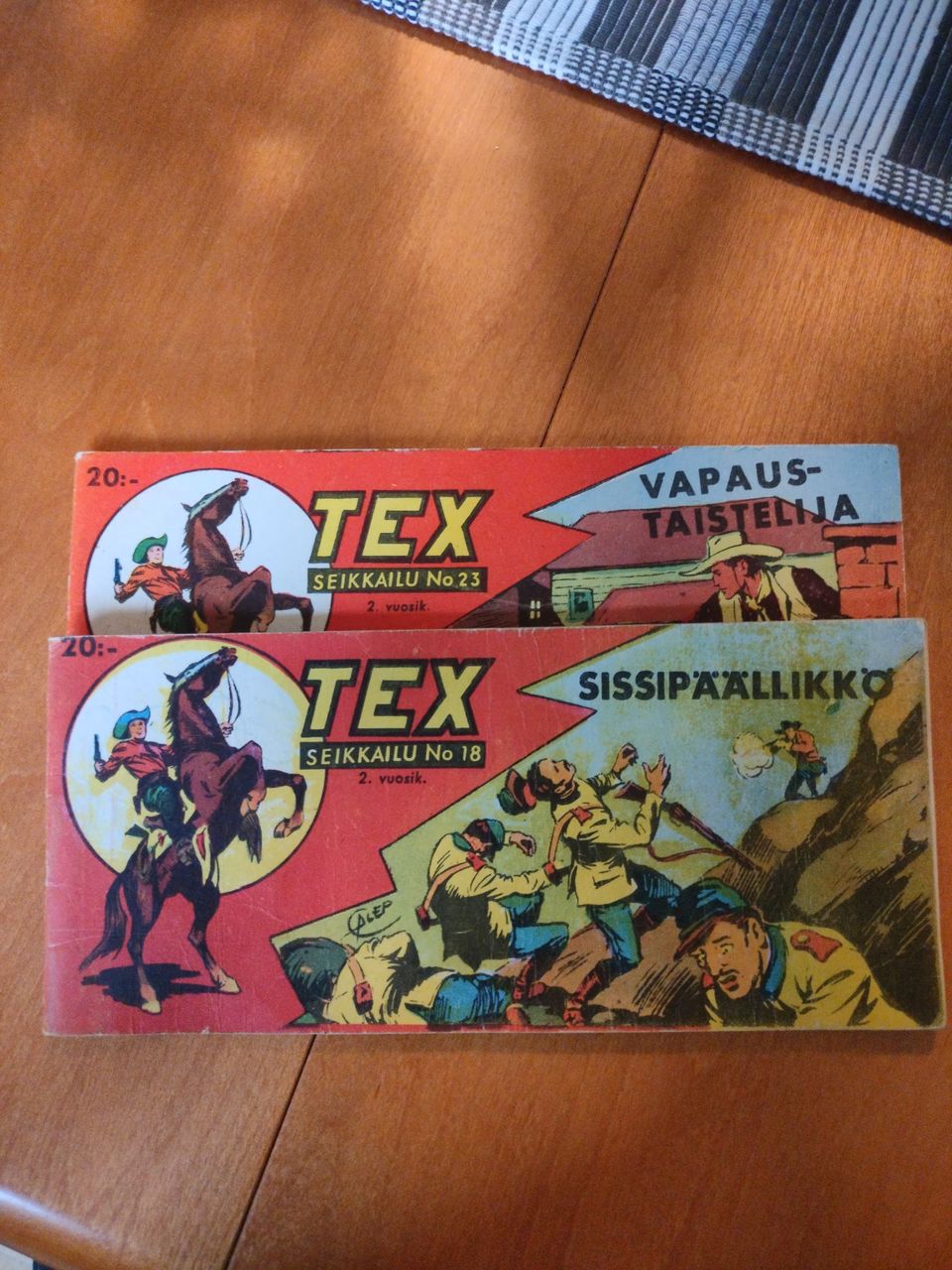 Satunnaisia Tex sarjakuvalehtiä, eri vuosikertoja.