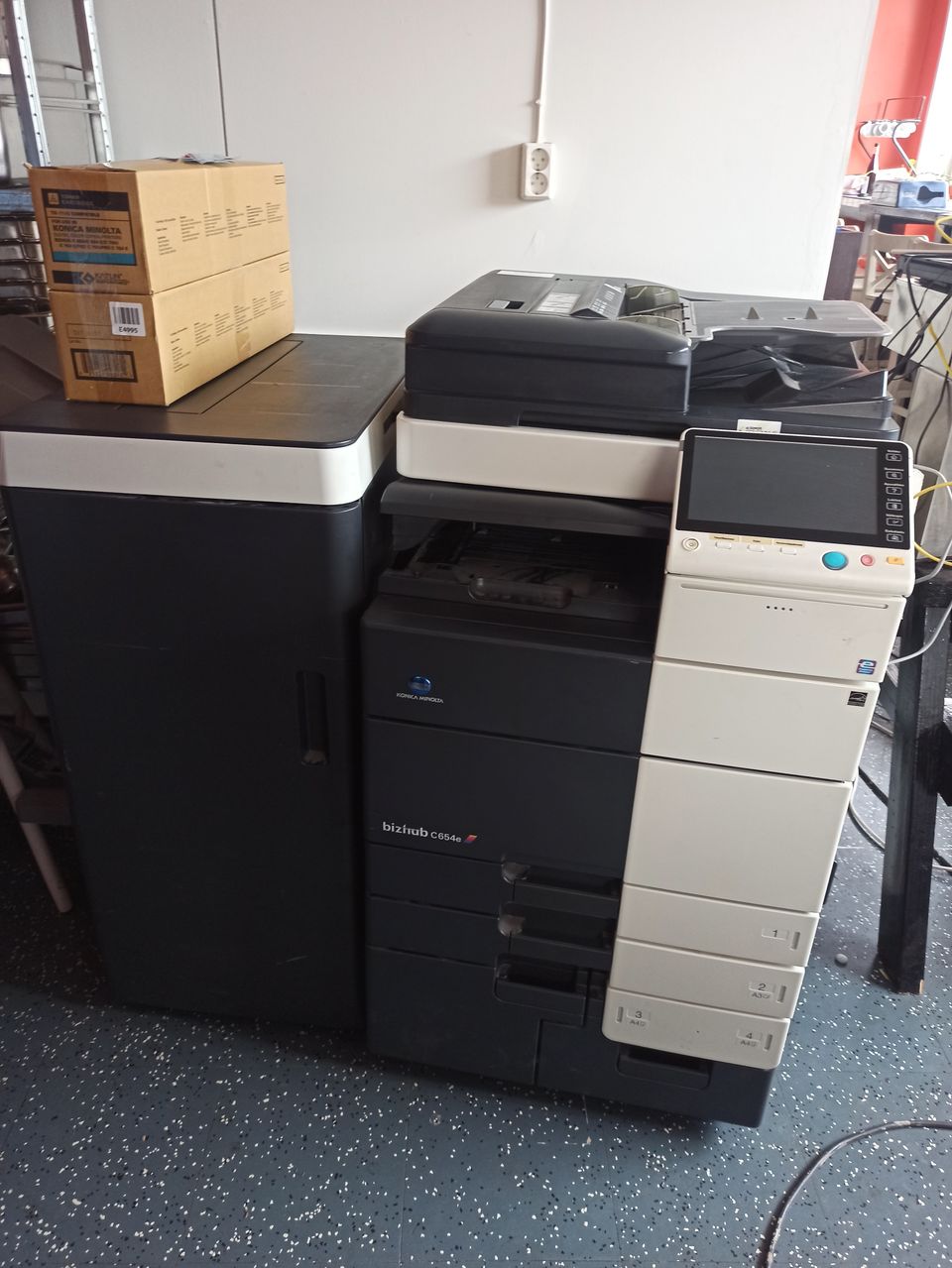 Konica Minolta bizhub C654e monitoimikone