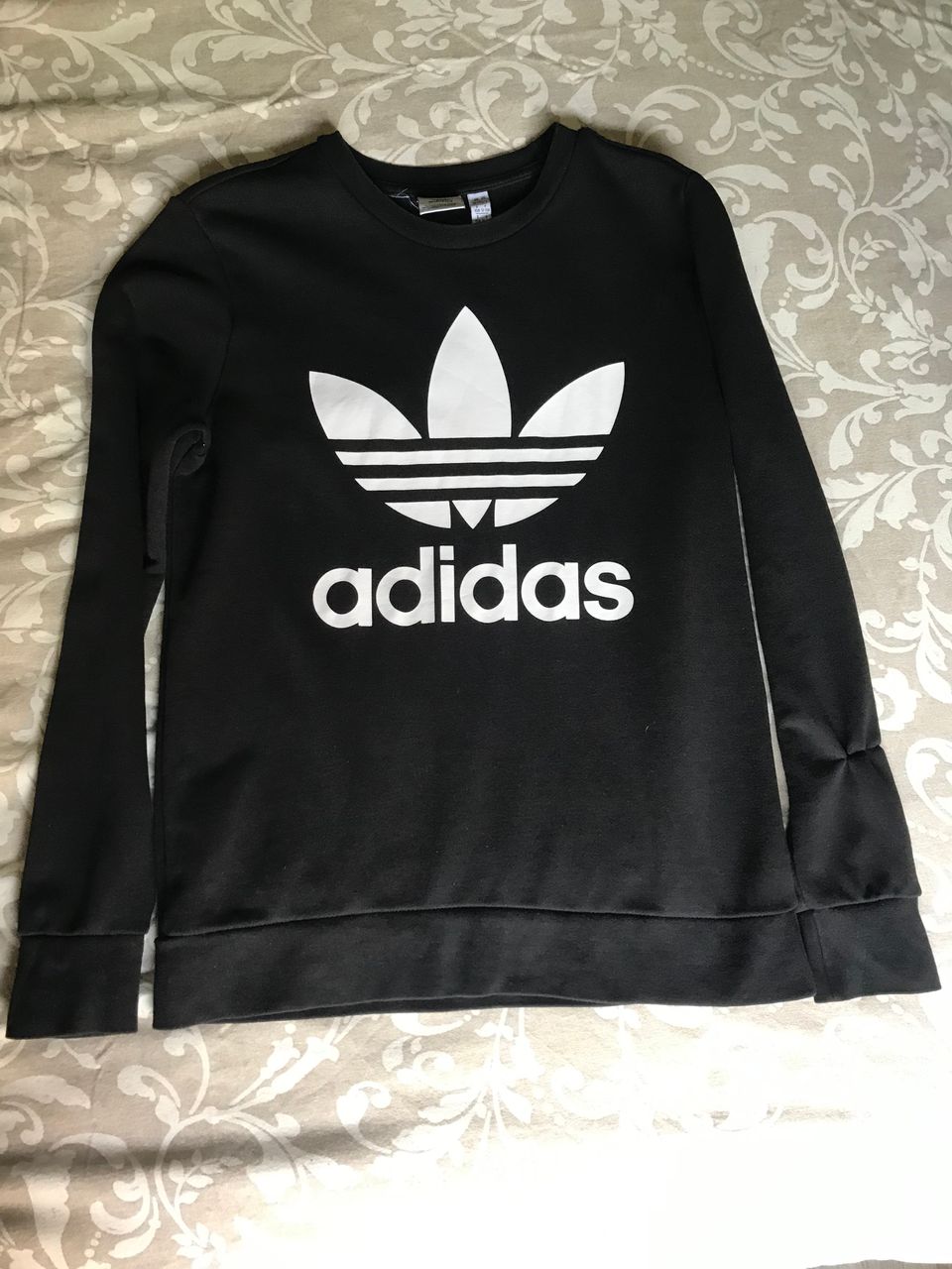 Adidas college (naisten)