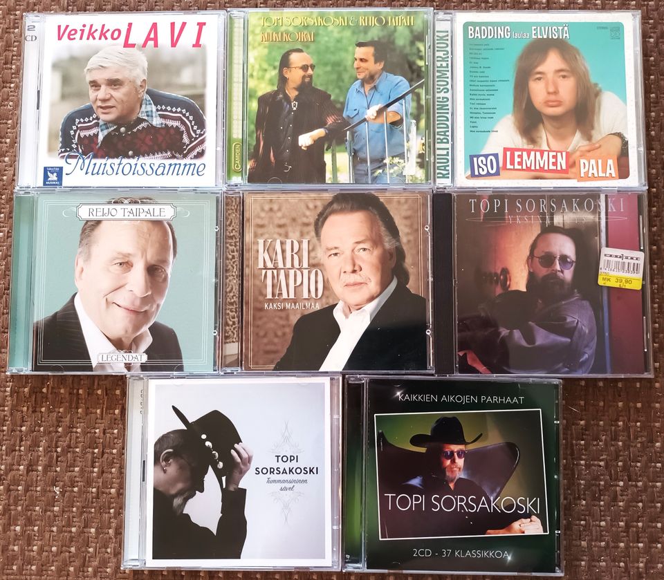 CD-levyjä T. Sorsakoski, K. Tapio, R. Taipale, Veikko Lavi, R. Badding Somerjoki