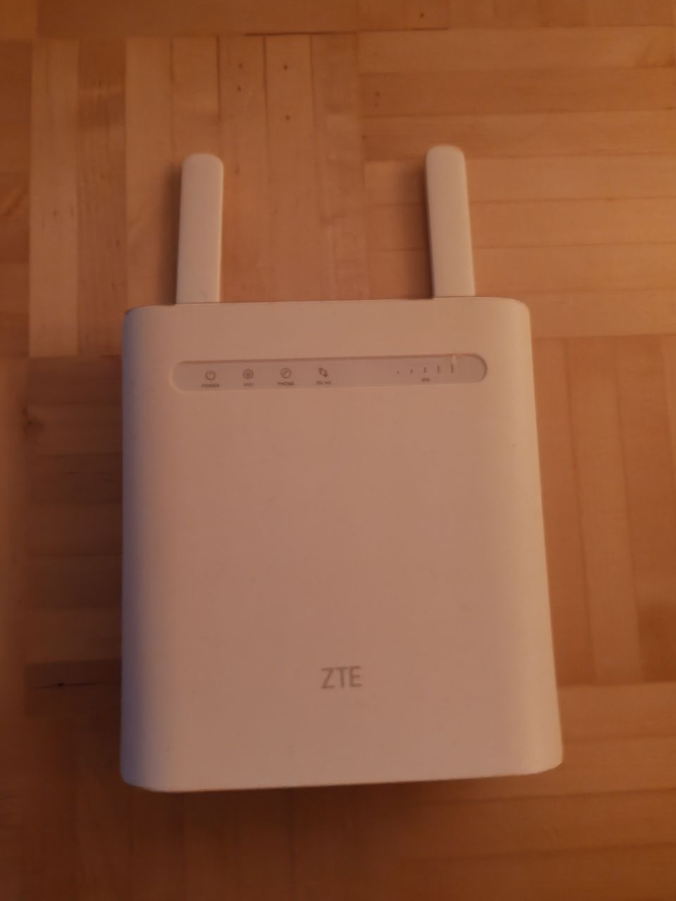 ZTE MF286R reititin