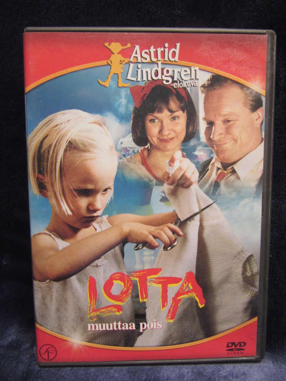 Lotta muuttaa pois dvd