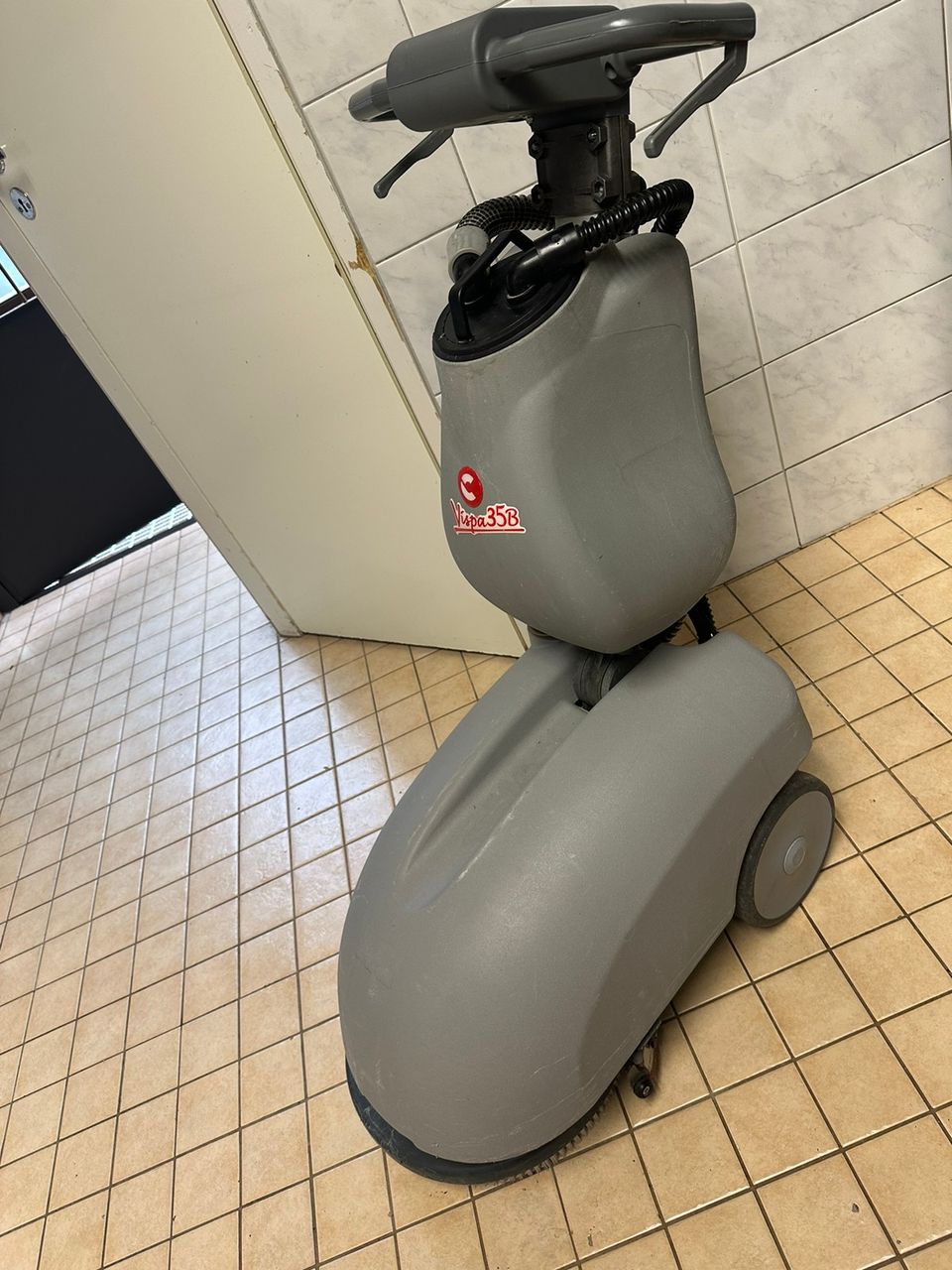 Comac Vispa 35B yhdistelmäkone