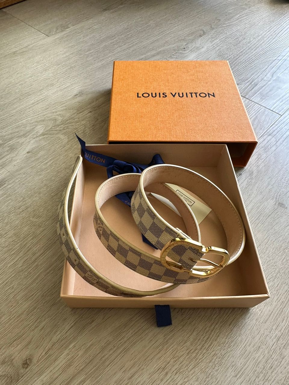 Louis Vuitton vyö