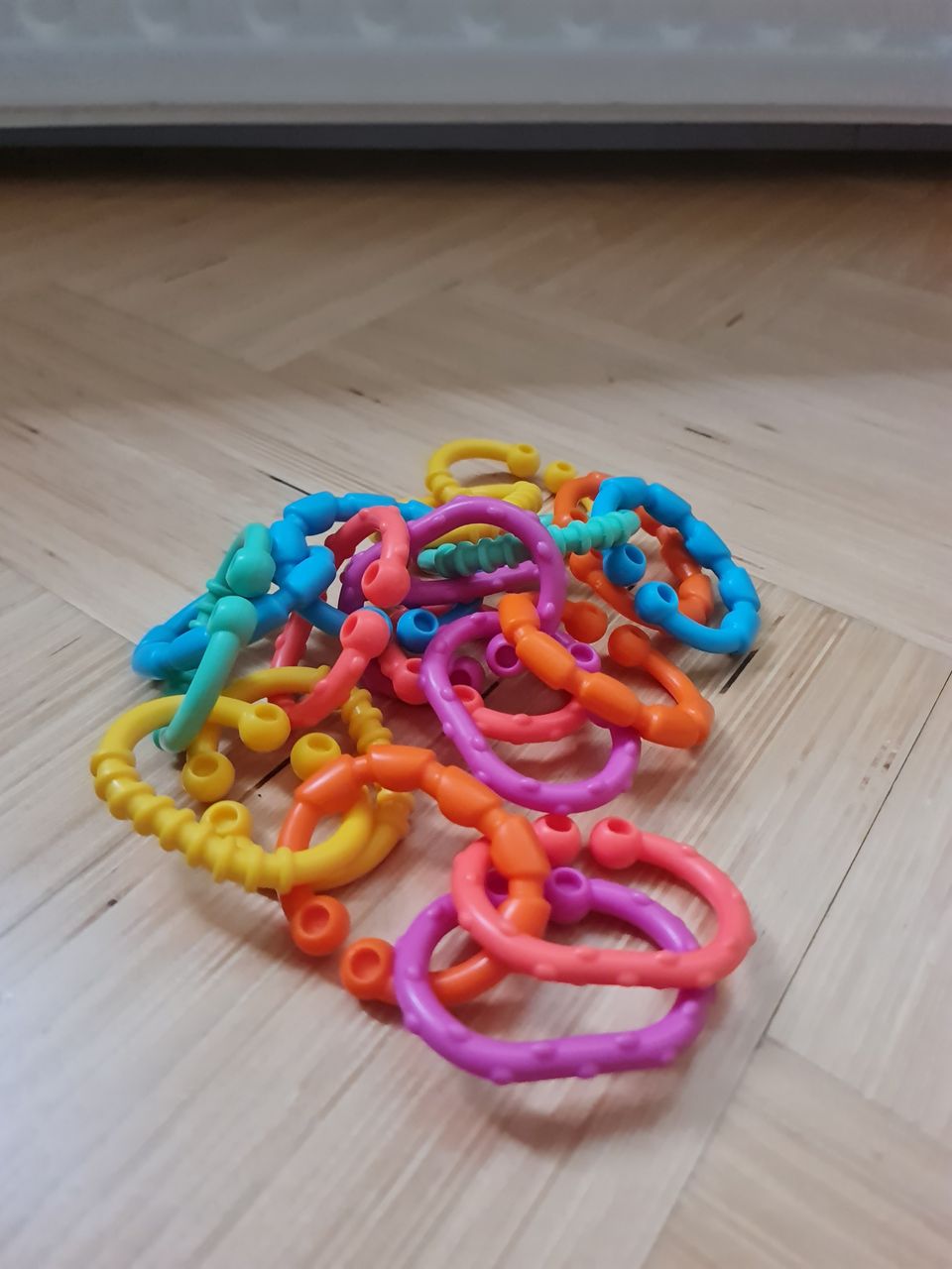 Playgro lelurenkaat (loopy rings) / vauvalelu