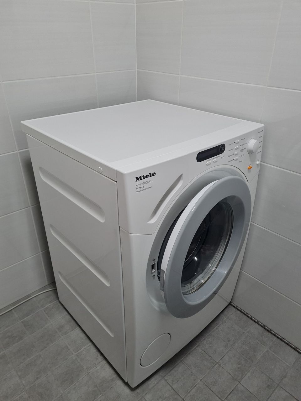 Miele Novotronic W1613