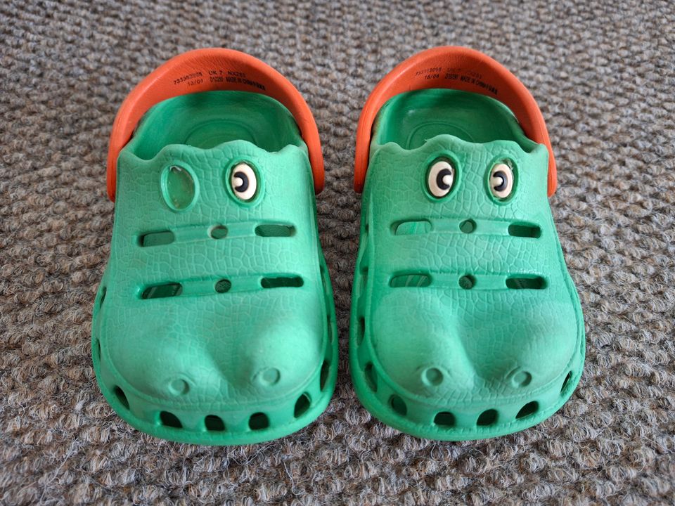 Krokotiili"crocsit"