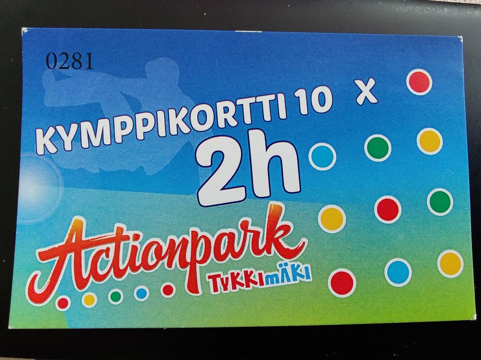 2h kymppikortti Actionparkkiin