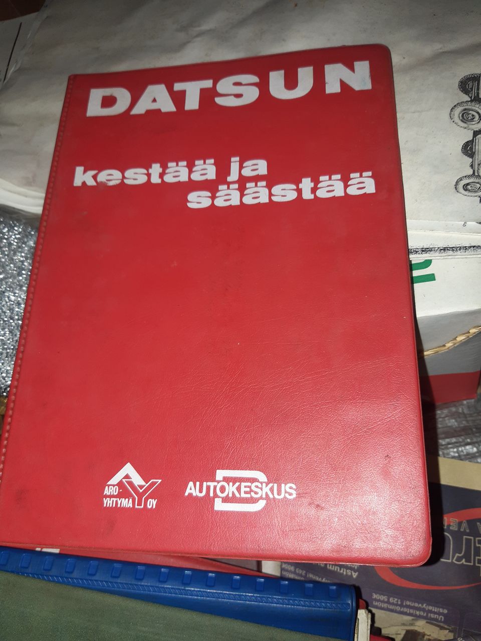 Datsun asiapaperikansio