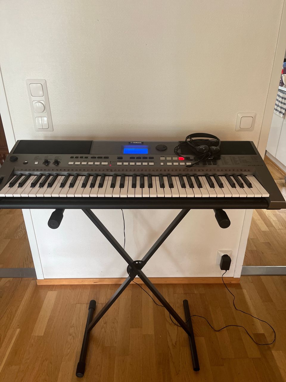 Yamaha PSR E443 kosketinsoitin