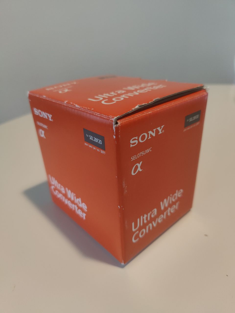 Sony Ultra Wide Converter 0.75x