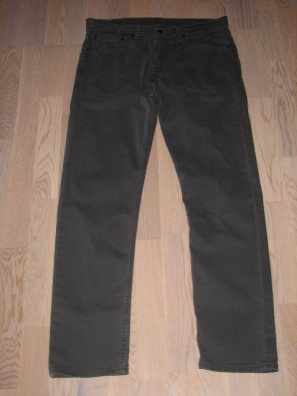 Levis 33/32 farkut