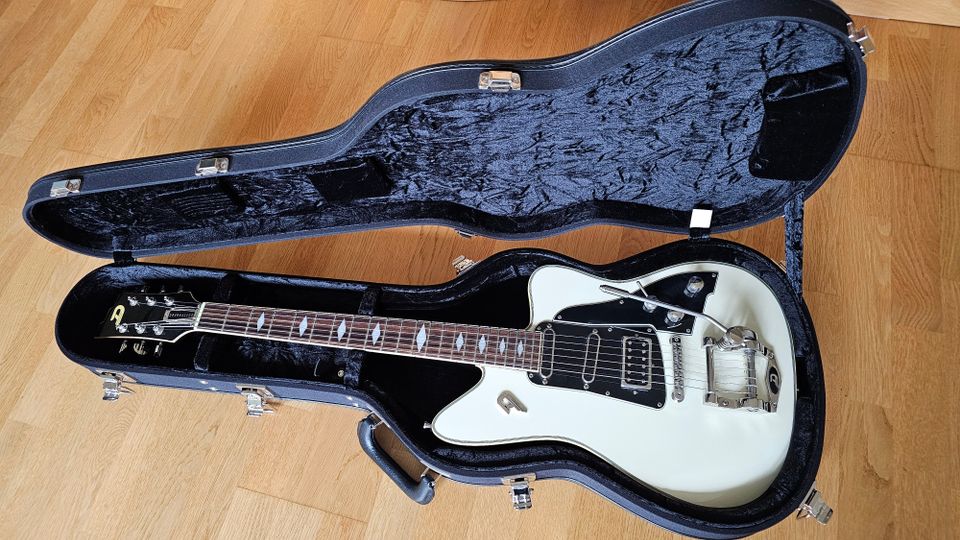 Duesenberg Paloma White