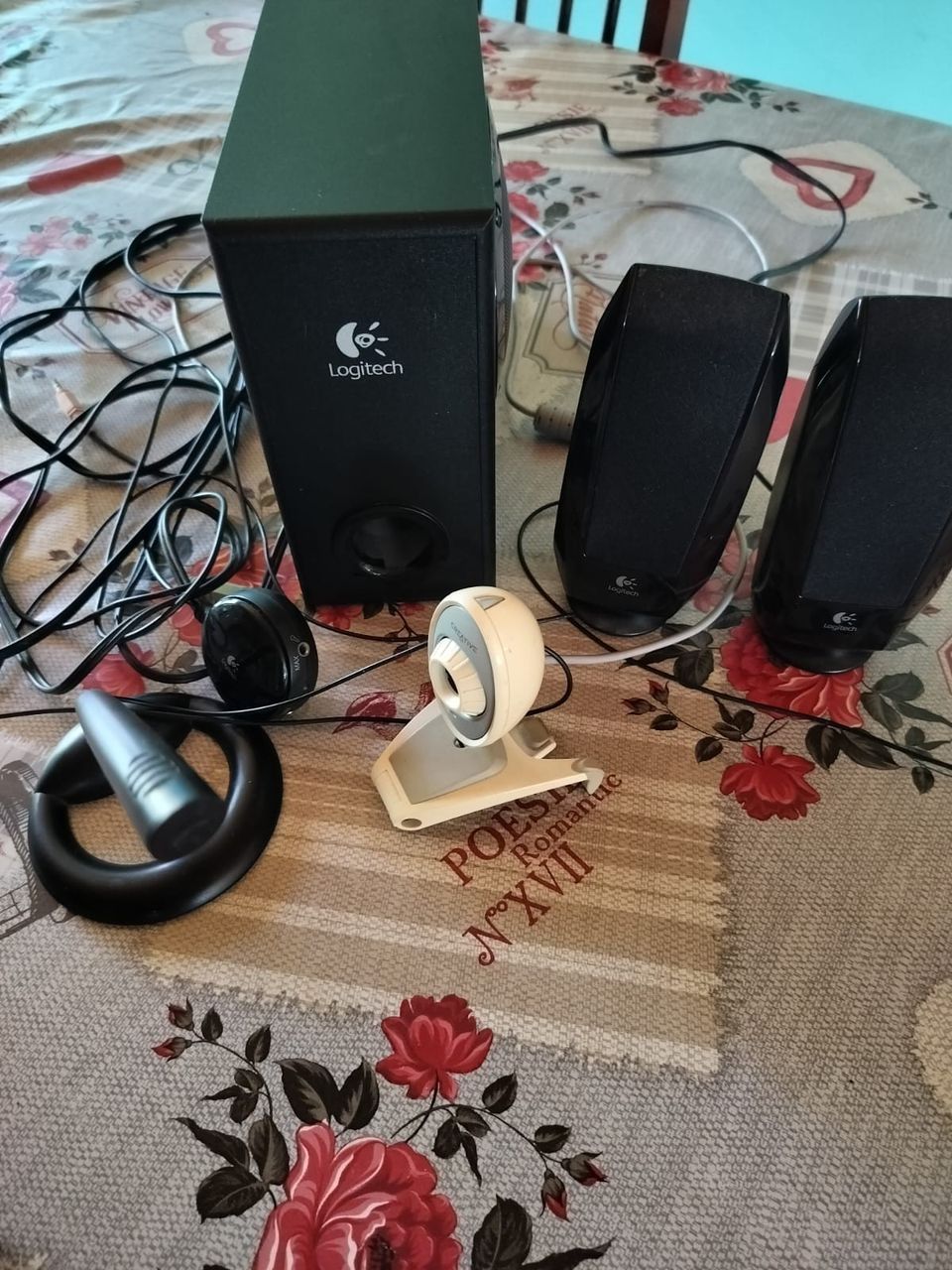 Logitech kaiuttimet