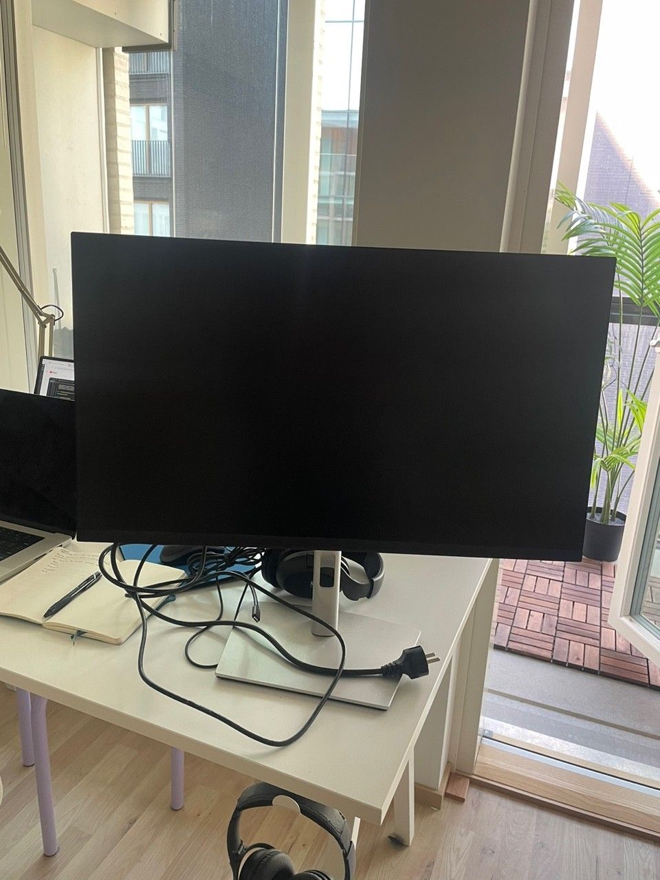 Dell monitor 27 inch P2722HE