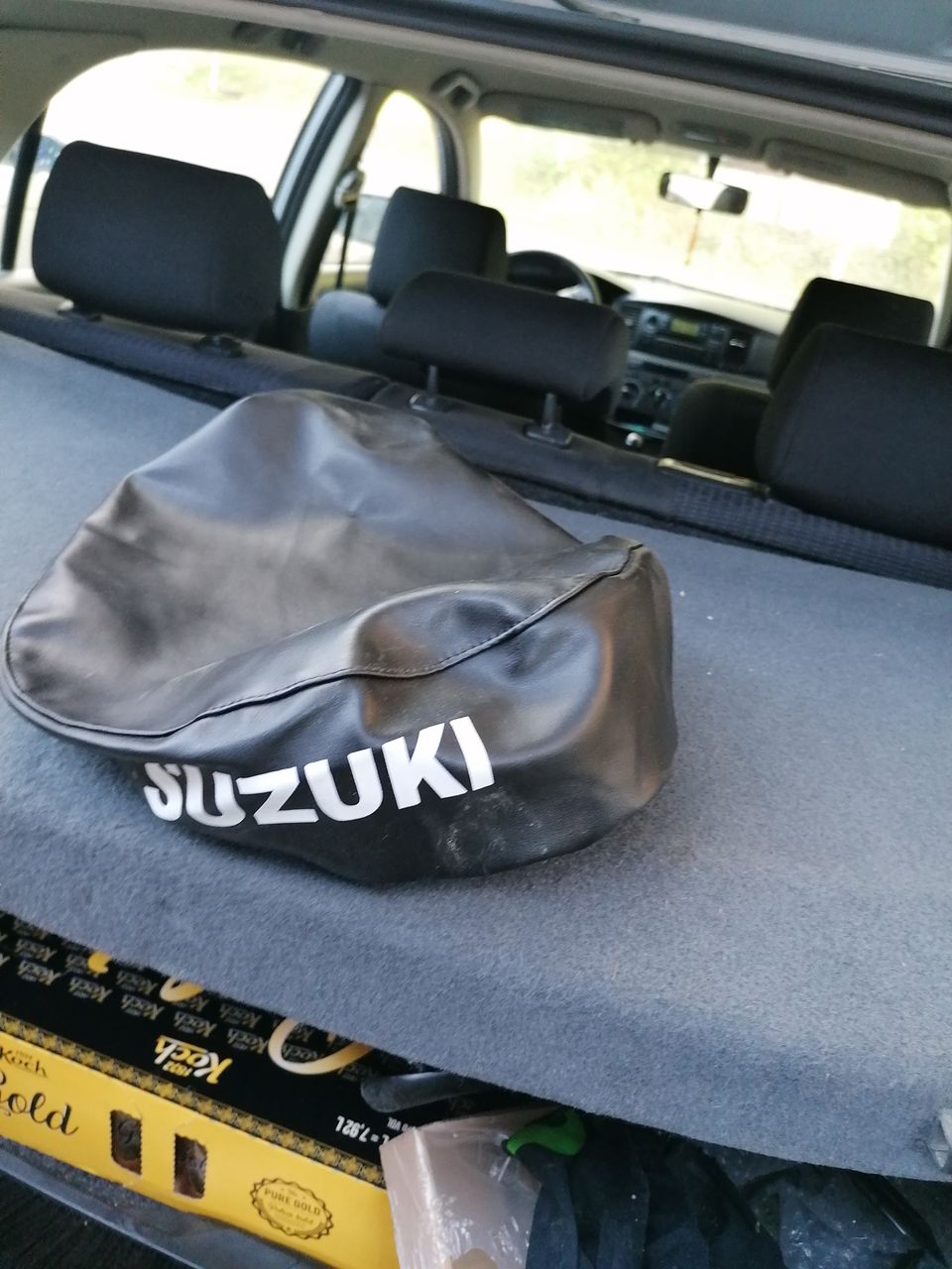 Suzuki pv penkinpäällinen