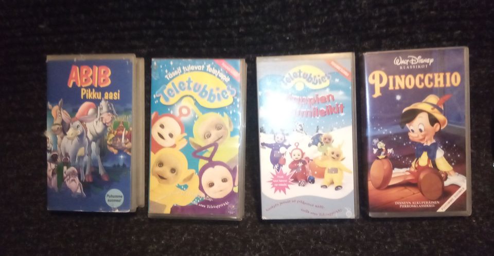 Lasten VHS : Teletapit, Pinocchio ym.