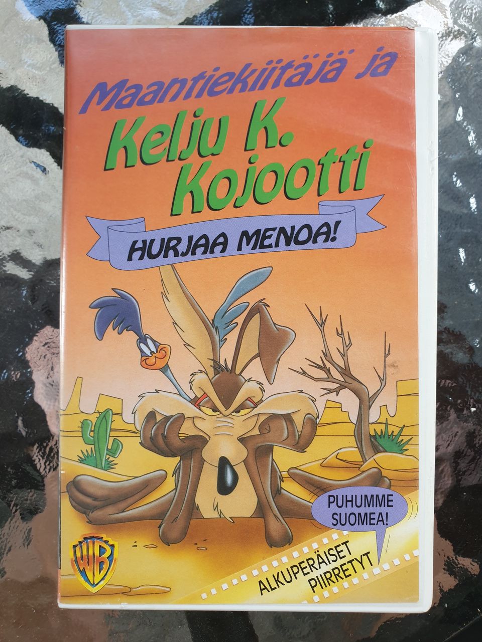 VHS: Maantiekiitäjä ja Kelju K. Kojootti Hurjaa Menoa