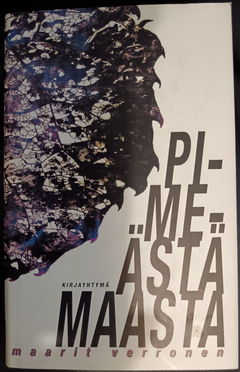 Maarit Verronen - Pimeästä maasta