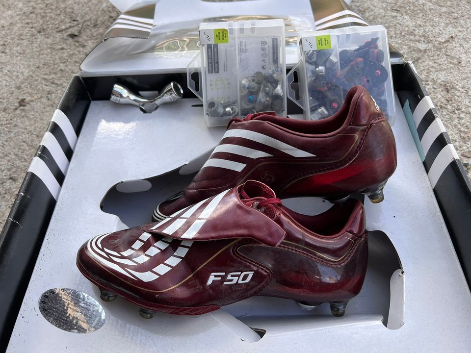 Adidas F50 nuorten jalkapallokentät koko 39