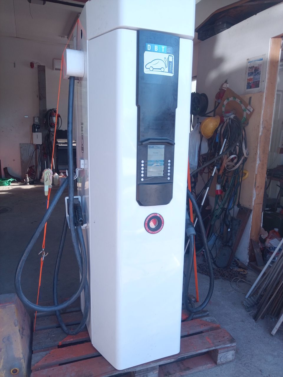 Pikalataus asema 50kW CCS ja Chademo