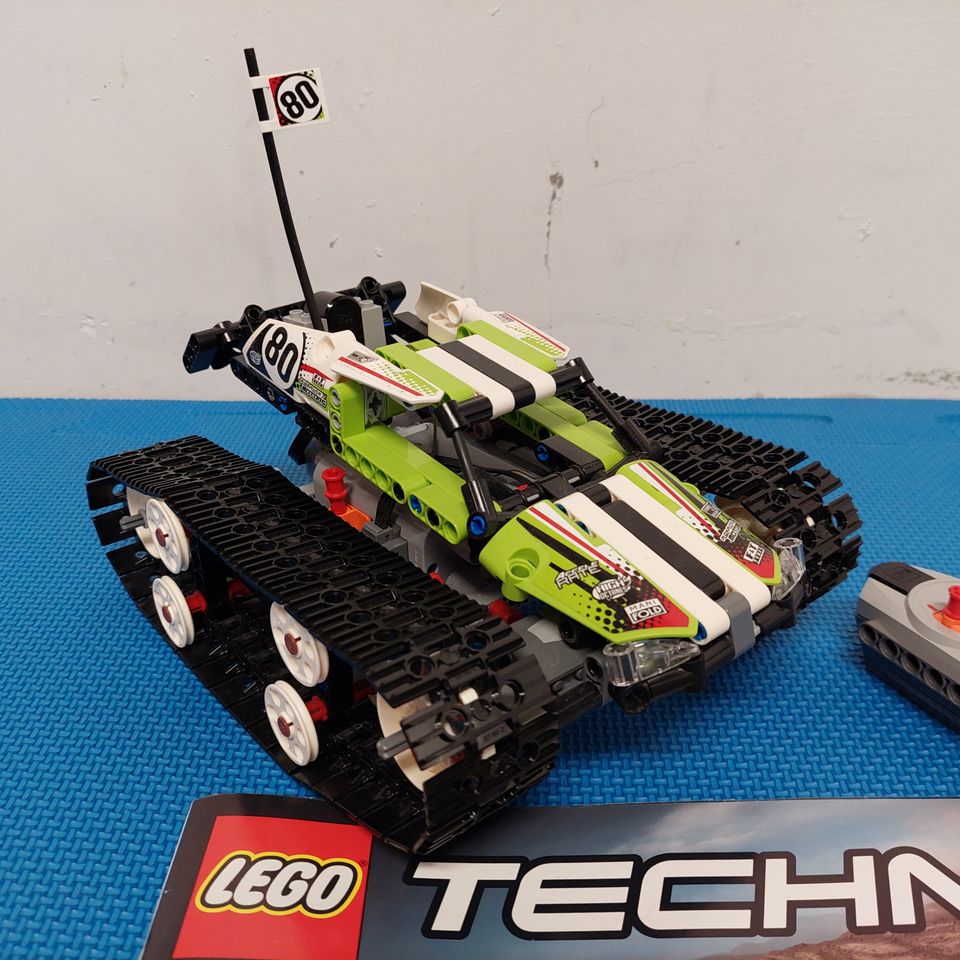 Lego Technic, kauko-ohjattava telakilpa-ajoneuvo, 42065