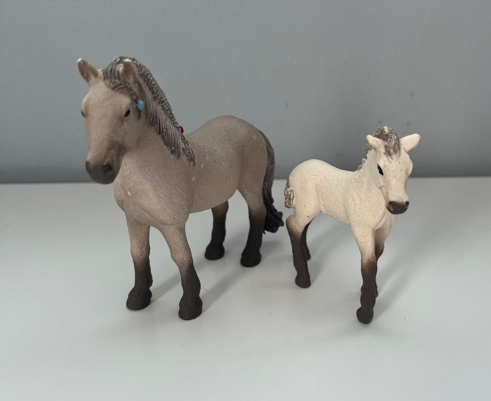 Schleich hevoset