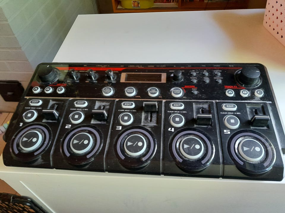 Boss RC505 MarkⅠ Boss RC-505 MKII Review 