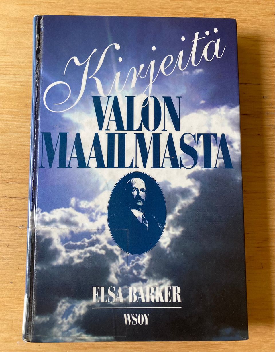 Kirjeitä valon maailmasta