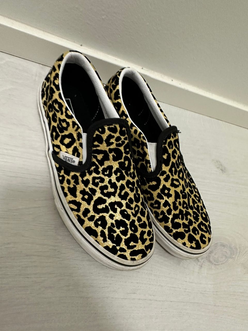 Vans kimalle leopardi, 36