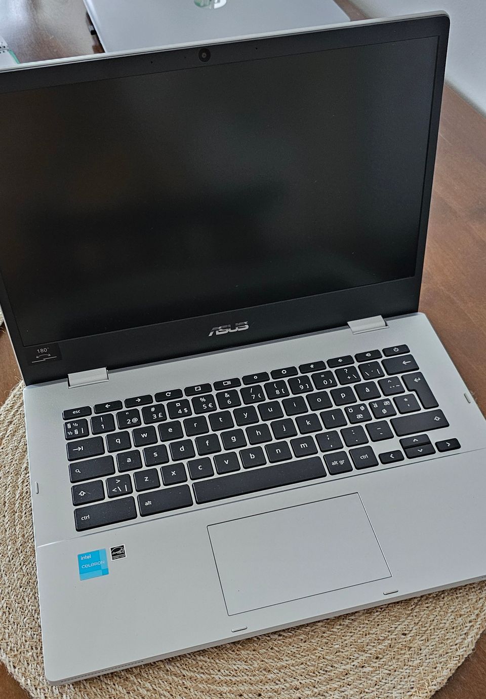 Kannettava tietokone Asus Chromebook, käyttämätön