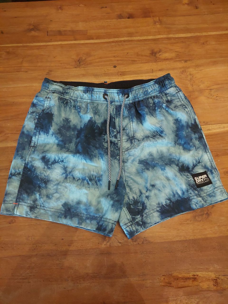 Superdry uimashortsit