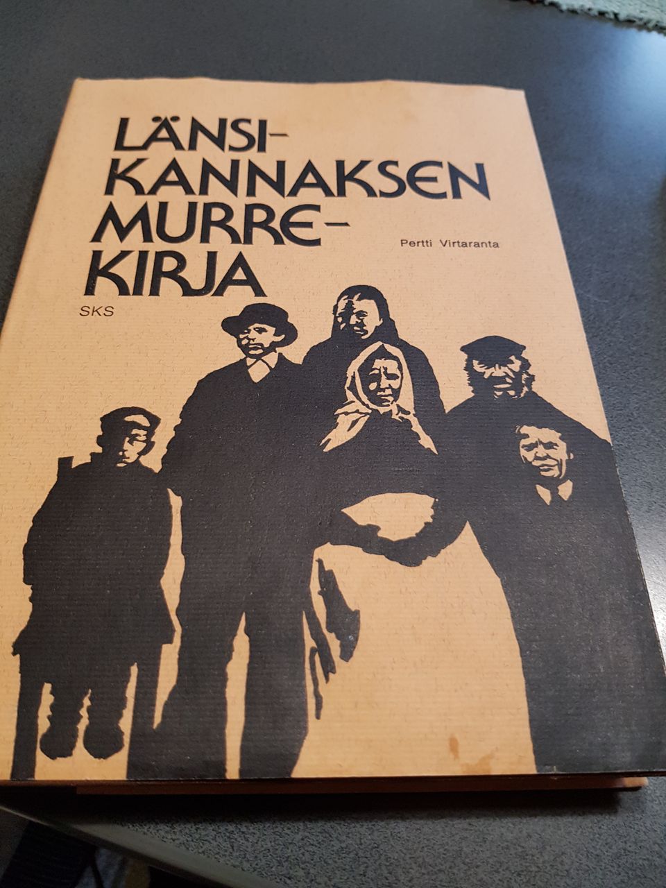 Länsikannaksen murrekirja. Pertti Virtaranta.