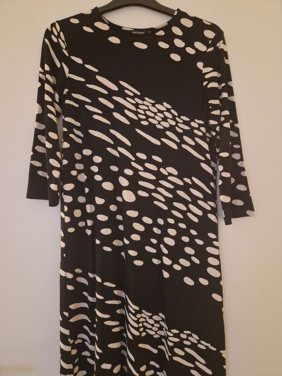 Marimekko, musta mekko (XS)