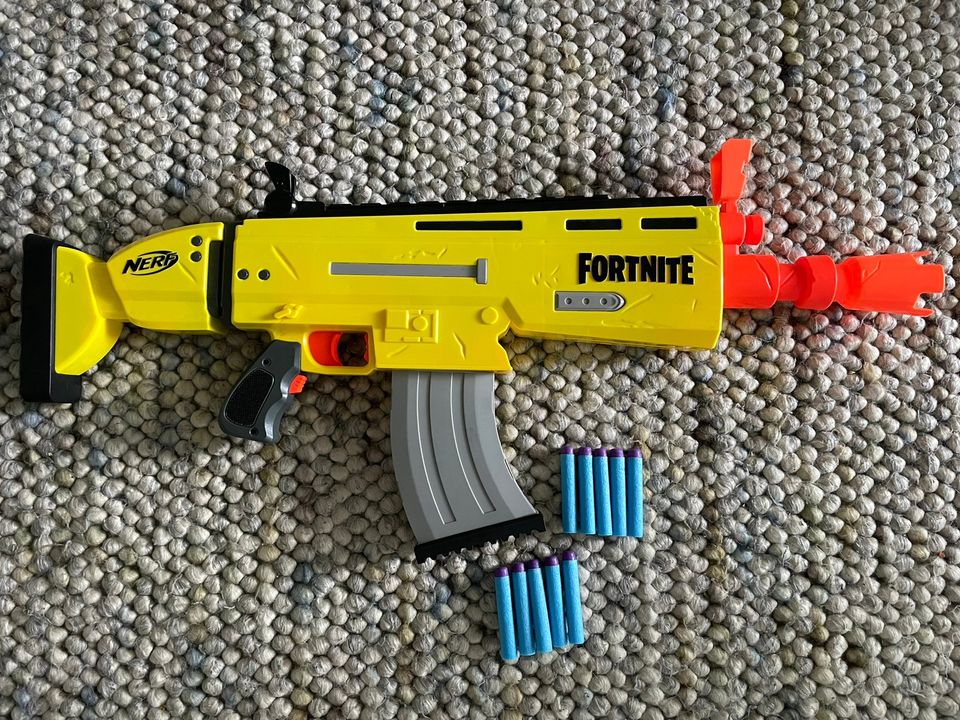 Nerf Fortnite Scar ( AR-L blasteri)