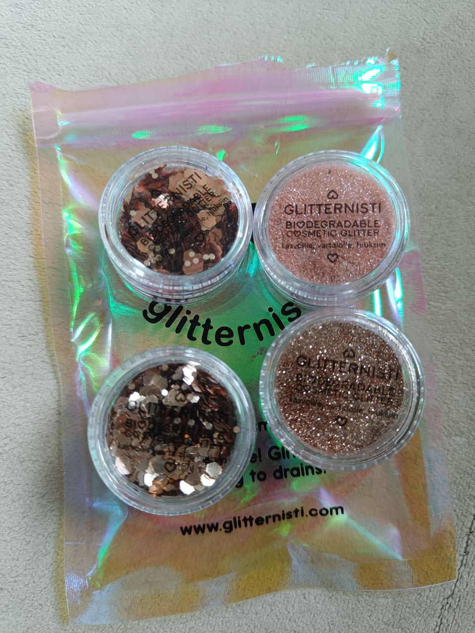 Glitternistin glittersetti 4kpl uusia