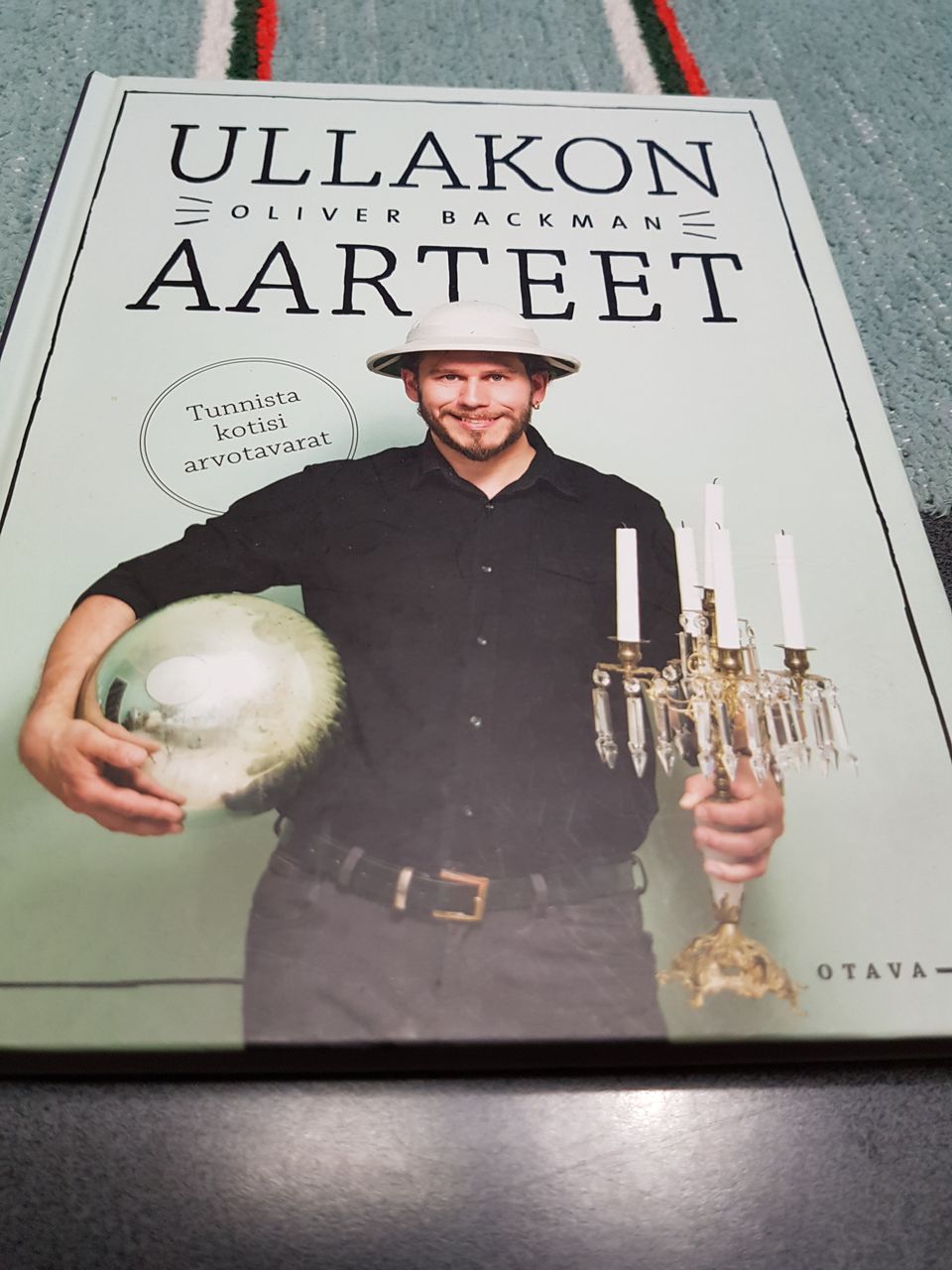 Ullakon aarteet. Oliver Backman