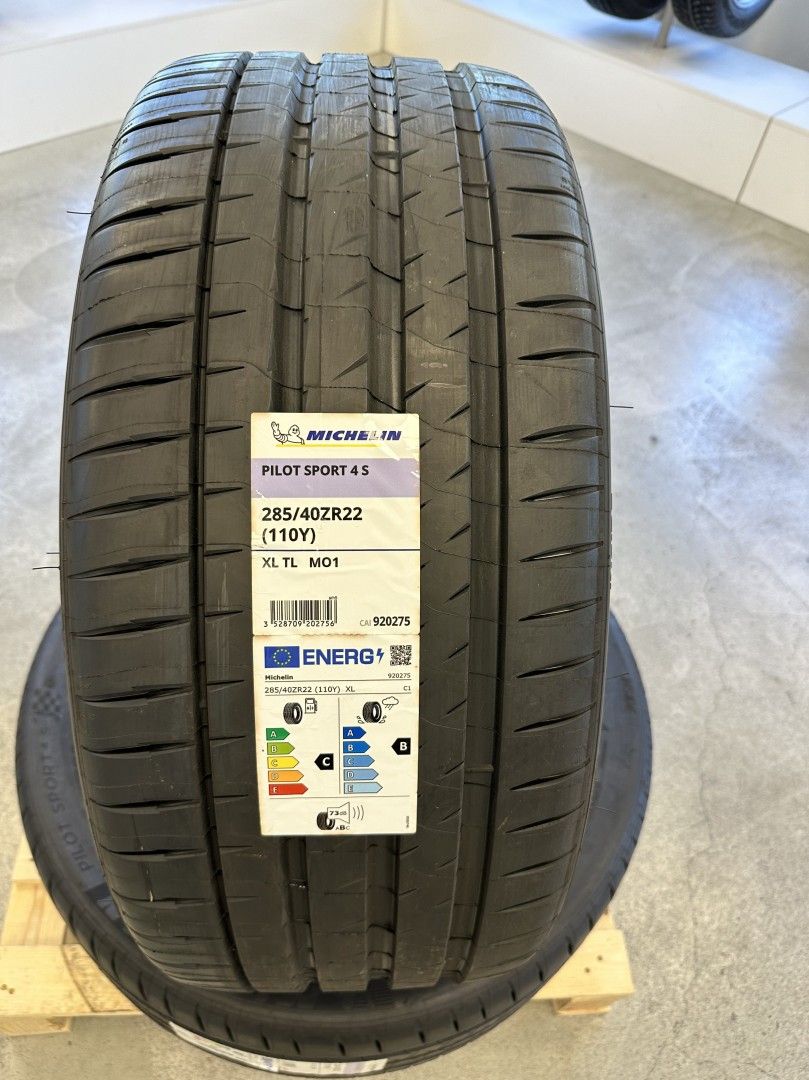 285/40R22 110(Y) Michelin PILOT SPORT 4 S XL MO1