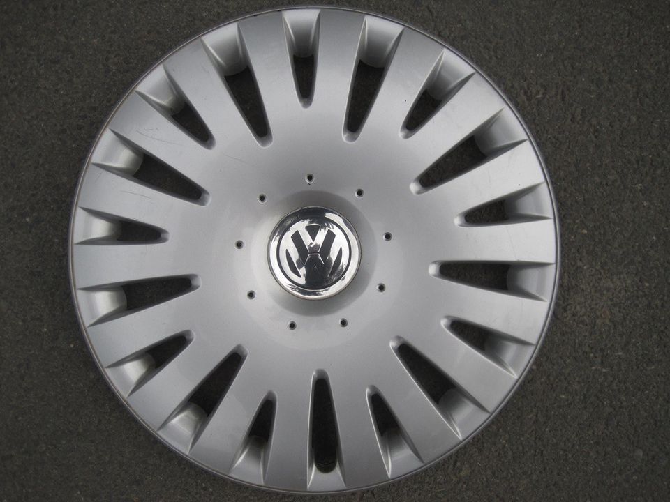 VW alkuperäiset pölykapselit 16" 4kpl