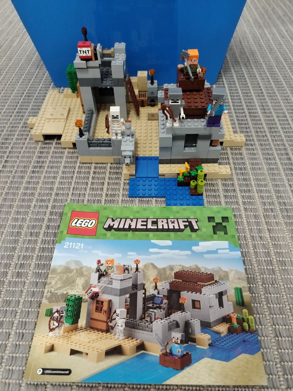 Minecraft Lego #21121 aavikkolinnake