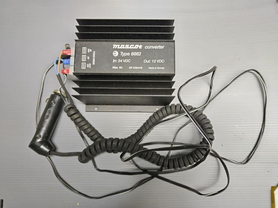 Mascot 8662 24/12 VD 6A 80W lineaarinen muunnin